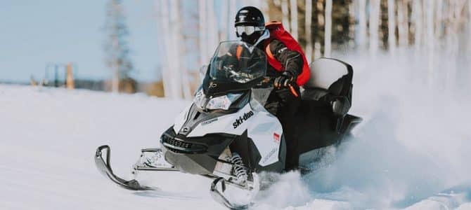 Snowmobiling in Michigan – Know Before You Go